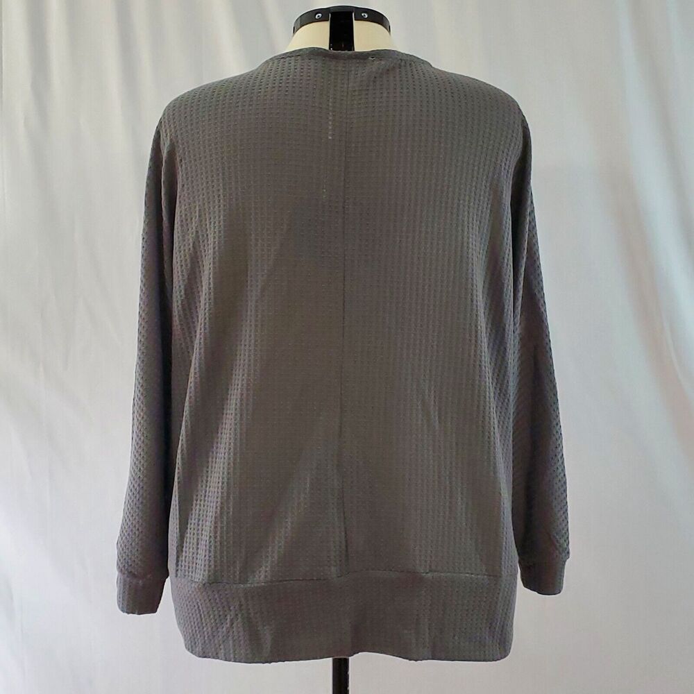 Bloomchic Waffle Knit Wrap Shirt Women's 3X Gray Long Sleeve V-Neck NWT - Picture 2 of 12